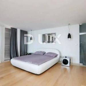 OPATIJA, IČIĆI - ekskluzivna vila 750m2 s 2 bazena i panoramskim pogledom na more + uređena okućnica 2375m2
