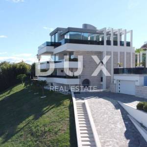 OPATIJA, IČIĆI - ekskluzivna vila 750m2 s 2 bazena i panoramskim pogledom na more + uređena okućnica 2375m2