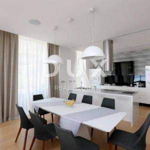 OPATIJA, IČIĆI - ekskluzivna vila 750m2 s 2 bazena i panoramskim pogledom na more + uređena okućnica 2375m2