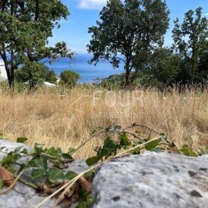 Opatija, Ičići, građevinsko zemljište 649m2, pogled na more