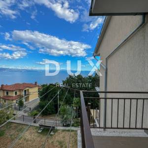OPATIJA, IČIĆI – kuća blizu marine Ičići za uređivanje, bogata okućnica, panoramski pogled na more, garaže