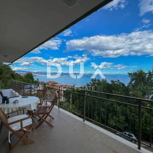 OPATIJA, IČIĆI – kuća blizu marine Ičići za uređivanje, bogata okućnica, panoramski pogled na more, garaže