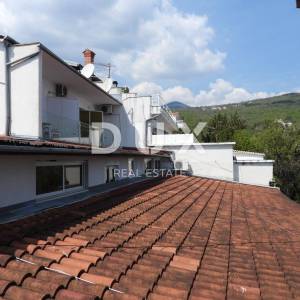OPATIJA, IČIĆI - Kuća / villa samostojeća sa sobama i apartmanima 691m2