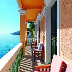 OPATIJA, IČIĆI - Luksuzan stan s vlastitom plažom, za dugoročni najam