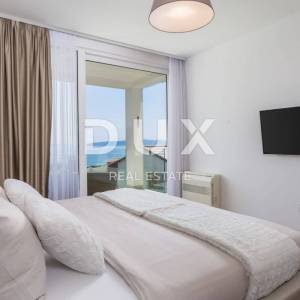 OPATIJA, IČIĆI – moderan stan s krovnim bazenom u novogradnji s pogledom na more