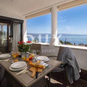 OPATIJA, IČIĆI - NOVO - stan 135m2 za dugoročni najam, bazen, terasa, panoramski pogled na more