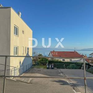 OPATIJA, IČIĆI - penthouse od 165m2 s panoramskim pogledom na more, bazen