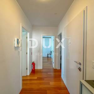 OPATIJA, IČIĆI - penthouse od 165m2 s panoramskim pogledom na more, bazen