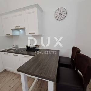 OPATIJA, IČIĆI - penthouse s panoramskim pogledom i dvorišnom zgradom