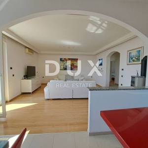 OPATIJA, IČIĆI - penthouse s panoramskim pogledom i okućnicom
