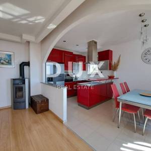 OPATIJA, IČIĆI - penthouse s panoramskim pogledom i okućnicom