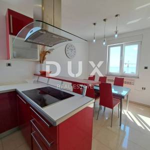 OPATIJA, IČIĆI - penthouse s panoramskim pogledom i okućnicom