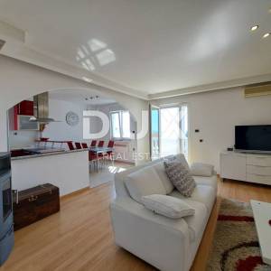 OPATIJA, IČIĆI - penthouse s panoramskim pogledom i okućnicom