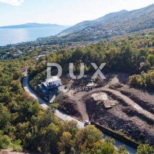 OPATIJA, IČIĆI, POLJANE - građevinsko zemljište 11142m2 s pogledom na more i građevinskom dozvolom za apartmane / obiteljsku ku...