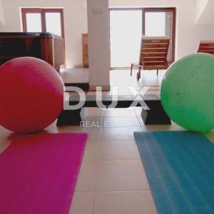 OPATIJA, IČIĆI, POLJANE - kuća/villa 380m2 sa pogledom na more i bazenom + okoliš 1500m2