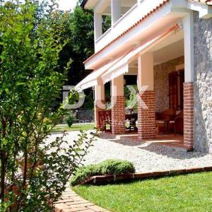 OPATIJA, IČIĆI, POLJANE - kuća/villa 380m2 sa pogledom na more i bazenom + okoliš 1500m2