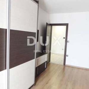 OPATIJA, IČIĆI, POLJANE- villa 500m2 s pogledom na more i bazenom + okoliš  1600m2