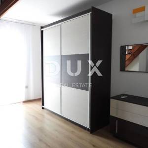 OPATIJA, IČIĆI, POLJANE- villa 500m2 s pogledom na more i bazenom + okoliš  1600m2