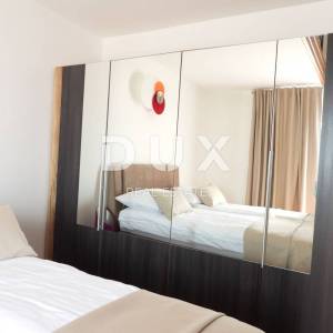 OPATIJA, IČIĆI, POLJANE- villa 500m2 s pogledom na more i bazenom + okoliš  1600m2