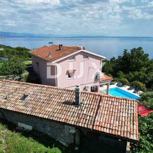 OPATIJA, IČIĆI, POLJANE- villa 500m2 s pogledom na more i bazenom + okoliš  1600m2