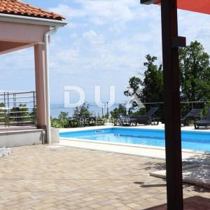 OPATIJA, IČIĆI, POLJANE- villa 500m2 s pogledom na more i bazenom + okoliš  1600m2