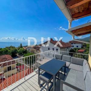 OPATIJA, IČIĆI - predivan stan 107m2 u kući s dvije terase i panoramskim pogledom na more