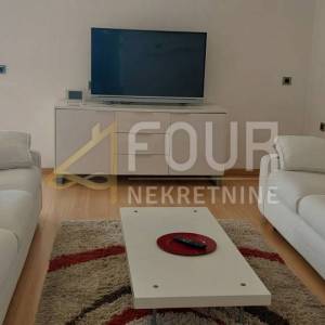 Opatija, Ičići, prostran stan 3s+db, terasa, 150m od mora!