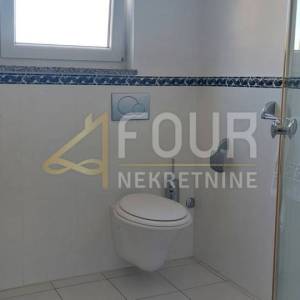 Opatija, Ičići, prostran stan 3s+db, terasa, 150m od mora!