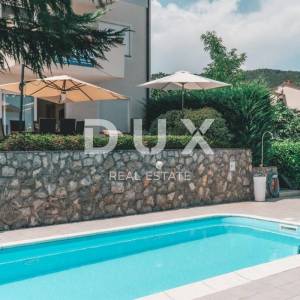 OPATIJA, IČIĆI - stan 70m2 s terasom, pogledom na more, okućnicom i zajedničkim bazenom