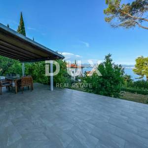 OPATIJA, IČIĆI – stan s predivnom terasom drugi red do mora u top stanju, pogled, parking
