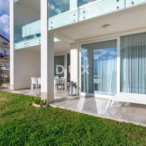 OPATIJA, IČIĆI – zimski najam – moderan apartman s vrtom, terasom i bazenom