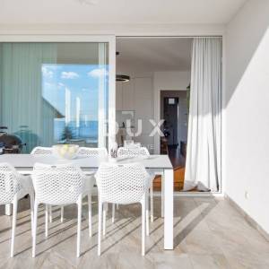 OPATIJA, IČIĆI – zimski najam – moderan apartman s vrtom, terasom i bazenom