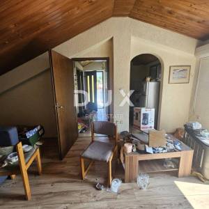 OPATIJA, IKA- 2 stana 143m2 (80m2 + 63m2) prizemlje i 2.kat s pogledom na more + okoliš 250m2
