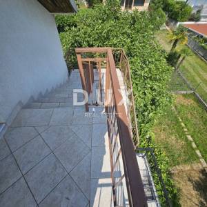 OPATIJA, IKA- 2 stana 143m2 (80m2 + 63m2) prizemlje i 2.kat s pogledom na more + okoliš 250m2