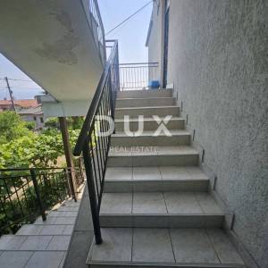 OPATIJA, IKA- 2 stana 143m2 (80m2 + 63m2) prizemlje i 2.kat s pogledom na more + okoliš 250m2