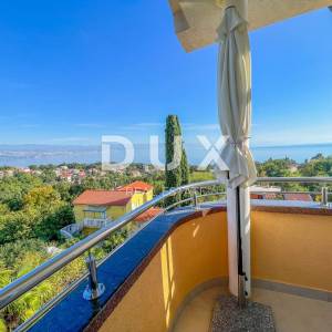 OPATIJA, IKA - dvoetažni stan s panoramskim pogledom na more na mirnoj lokaciji