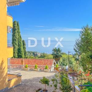 OPATIJA, IKA - dvoetažni stan s panoramskim pogledom na more na mirnoj lokaciji