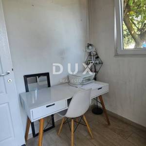 OPATIJA, IKA - Etaža kuće sa 2 apartmana, vlastitim bazenom i okućnicom