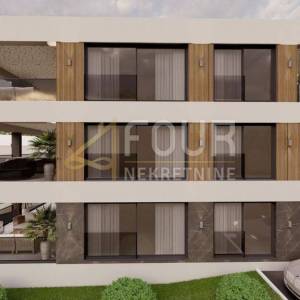Opatija, Ika, građevinsko zemljište 733m2