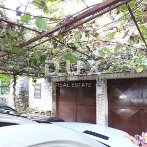 OPATIJA, IKA -  kuća 139m2 2.RED DO MORA + okućnica 939m2