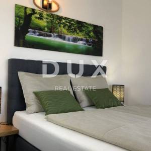 OPATIJA, IKA, LOVRAN - kuća / villa 500m2 s 8 apartmna i s pogledom na more i bazenom + okoliš 900m2