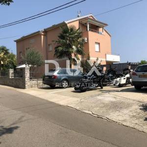 OPATIJA, IKA, LOVRAN - kuća / villa 500m2 s 8 apartmna i s pogledom na more i bazenom + okoliš 900m2