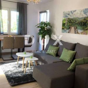 OPATIJA, IKA, LOVRAN - kuća / villa 500m2 s 8 apartmna i s pogledom na more i bazenom + okoliš 900m2