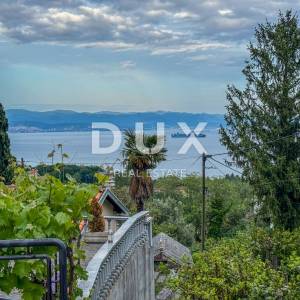 OPATIJA, IKA – prilika - prekrasan apartman s terasom i pogledom na more te parking mjestom