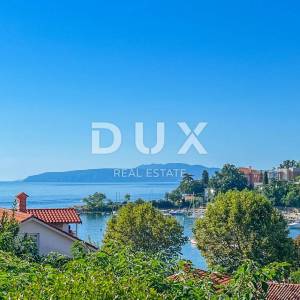 OPATIJA, IKA - PRILIKA! Samostojeća kuća na samo 80m od mora!