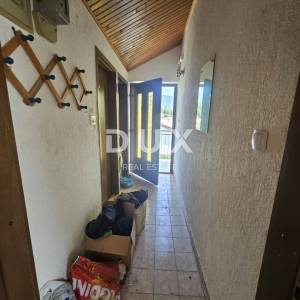 OPATIJA, IKA- stan 63m2, DB+1S, 2.kat s pogledom na more i velikom terasom + okućnica cca 125m2