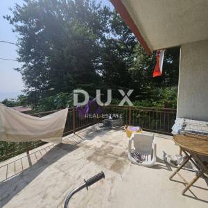 OPATIJA, IKA - stan 80m2, DB+2S, prizemlje, s pogledom na more i velikom terasom + okućnica cca 125m2