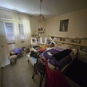 OPATIJA, IKA - stan 80m2, DB+2S, prizemlje, s pogledom na more i velikom terasom + okućnica cca 125m2