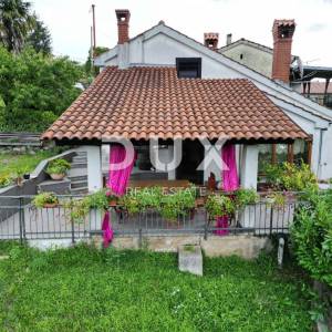OPATIJA, KASTAV, TRINAJSTIĆI- kuća 110m2 s pogledom na more + garaža 90m2 + pomoćne zgrade 45m2 + okoliš 4100m2