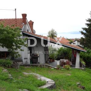 OPATIJA, KASTAV, TRINAJSTIĆI- kuća 110m2 s pogledom na more + garaža 90m2 + pomoćne zgrade 45m2 + okoliš 4100m2